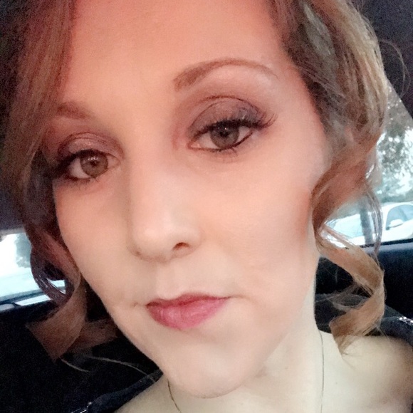 Kaity's Kloset-Negotiable! Make an Offer! - Picture 5 of 7